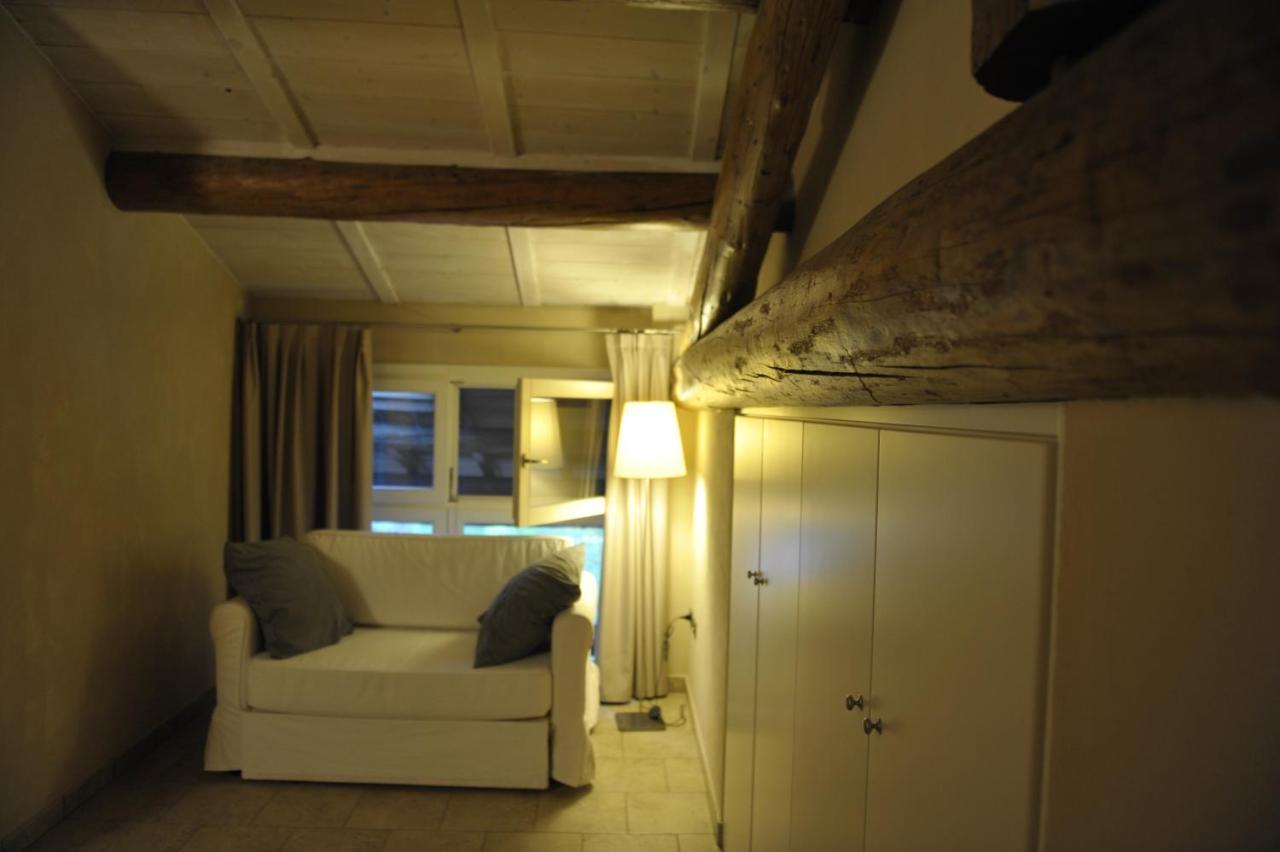 B&B Corte Cornalino Roverbella Eksteriør billede